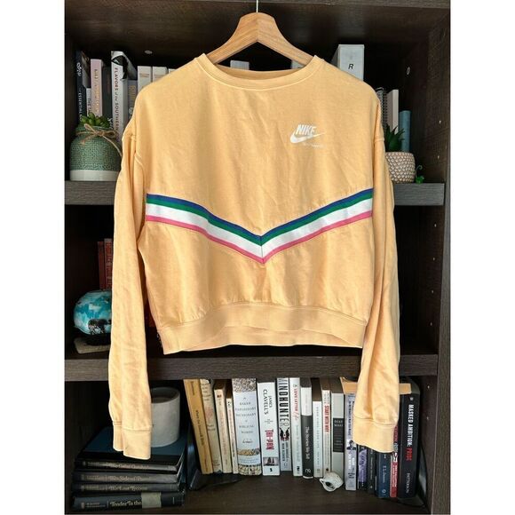 Nike Women’s Peach Orange Striped Heritage Pullover Sweatshirt Size XS - Picture 1 of 9